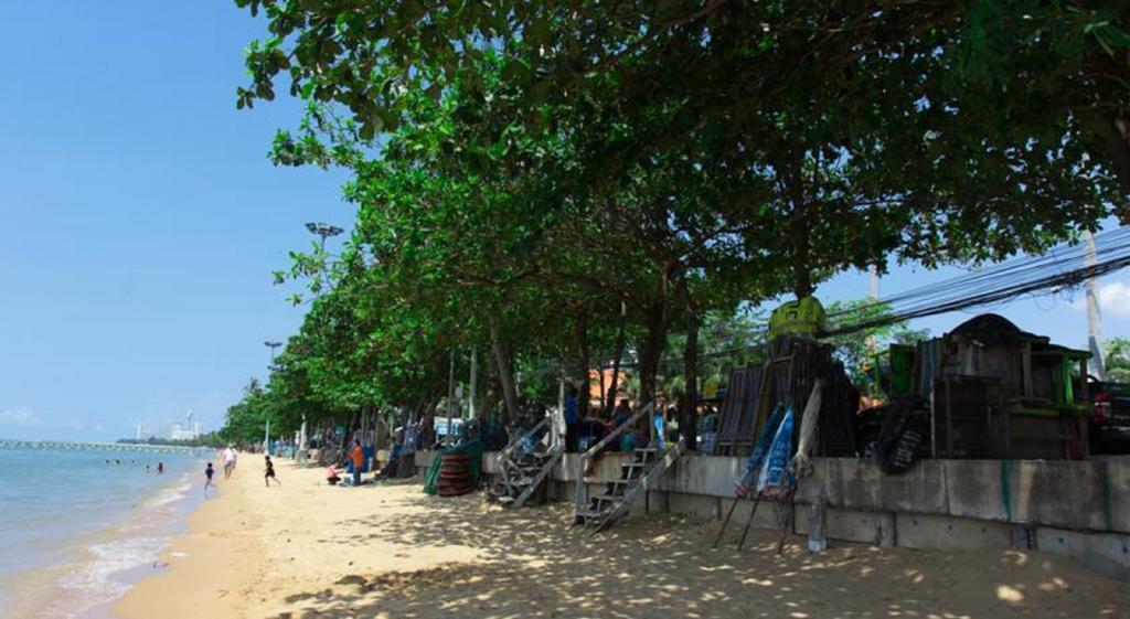 Lpn Park Beach Tour B Jomtien Beach Buitenkant foto