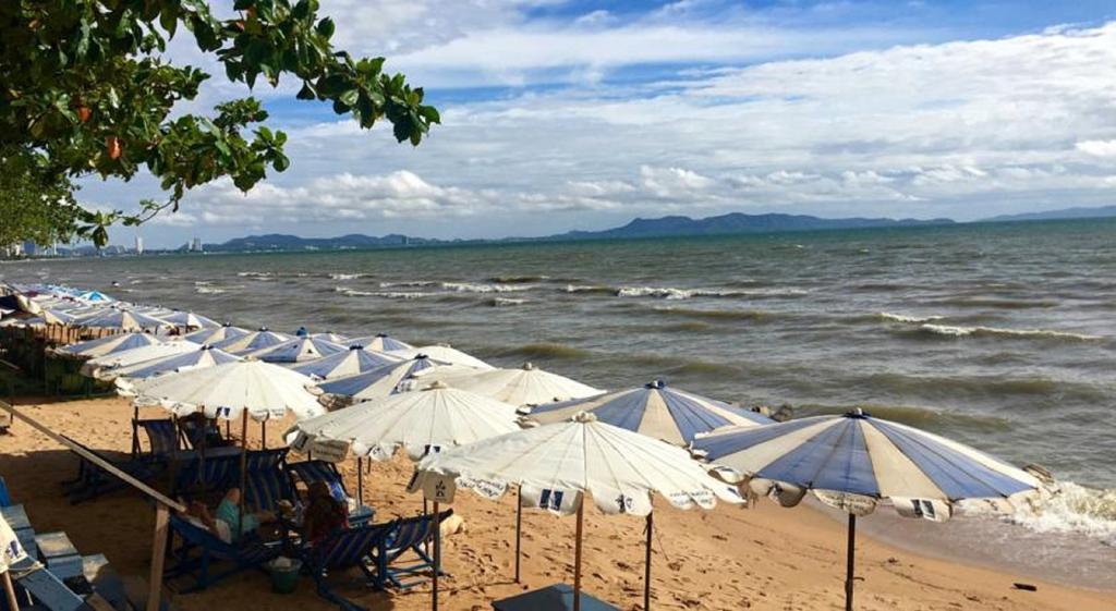 Lpn Park Beach Tour B Jomtien Beach Buitenkant foto